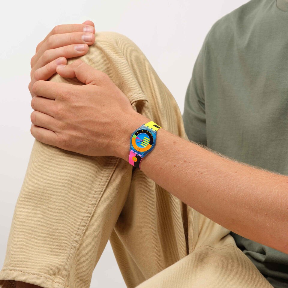 SS08S101 SWATCH NEON FLUMOTIONS